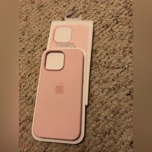 PINK IPHONE 14 PRO MAX SILICONE CASE from Apple💕💕